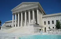 SCOTUSOblique_facade_3,_US_Supreme_Court.jpg