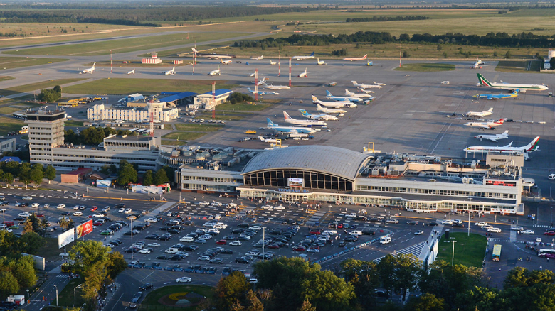 Kyiv Airport Signs Deals With AECOM, Hyundai E&C for Reconstruction thumbnail