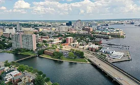 A photo of the Norfolk, Va. skyline