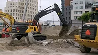 SkanskaVolvoElectricLA.jpg SkanskaVolvoElectricLA.jpg