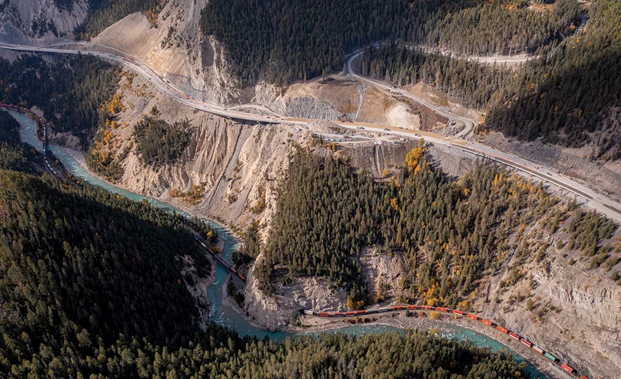 Kicking Horse Canyon Phase 4