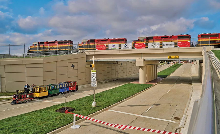 City of Lewisville Windhaven Parkway at KCS Railroad