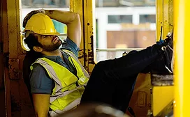 October construction jobs data shows fewer openings, slower hiring and reduced churn.