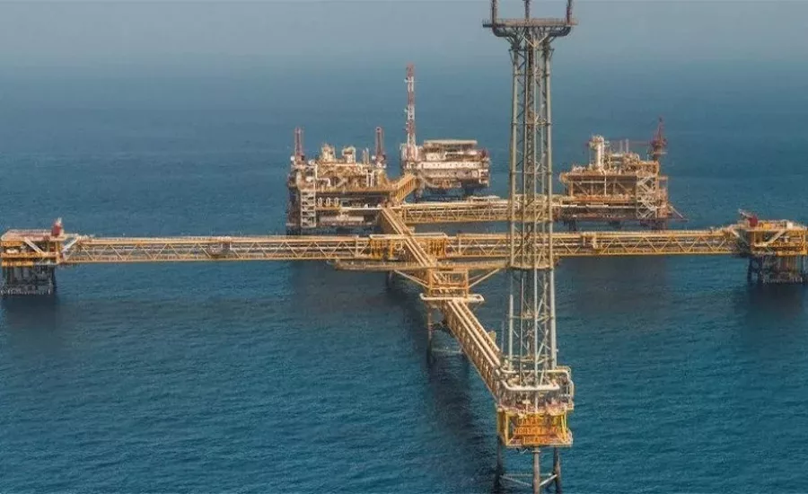Qatar awards $4b gas development contact.