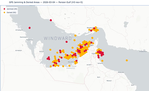Map of the Persian Gulf showing GPS jamming incidents in red and signal-denial incidents in yellow.