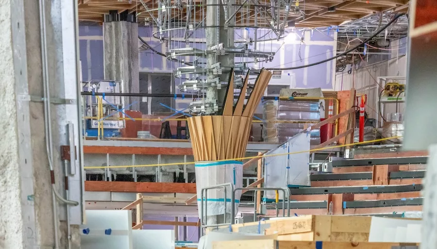 Seattle-Tacoma Airport Expands C Concourse by Going Vertical