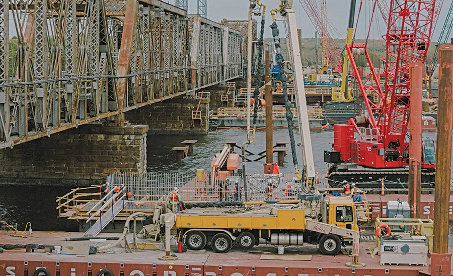 119-year-old Connecticut River rail bridge