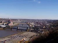 Liberty Bridge900