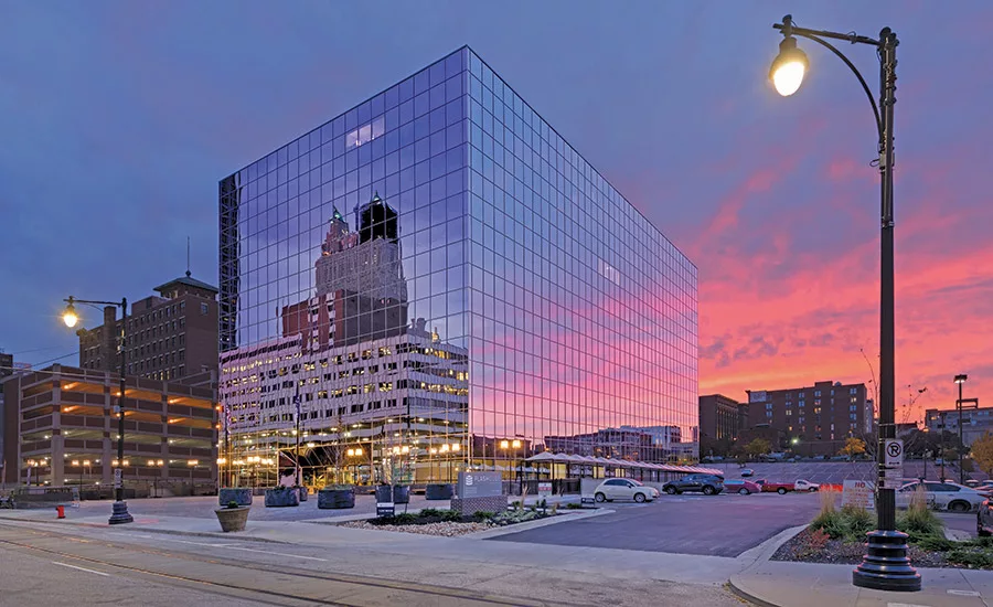 Flashcube Apartments