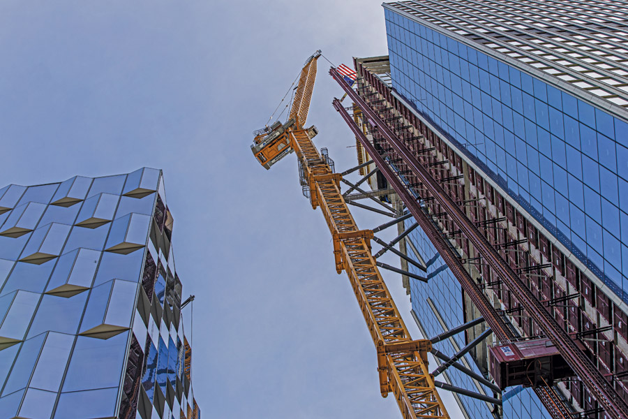 The final steel beam