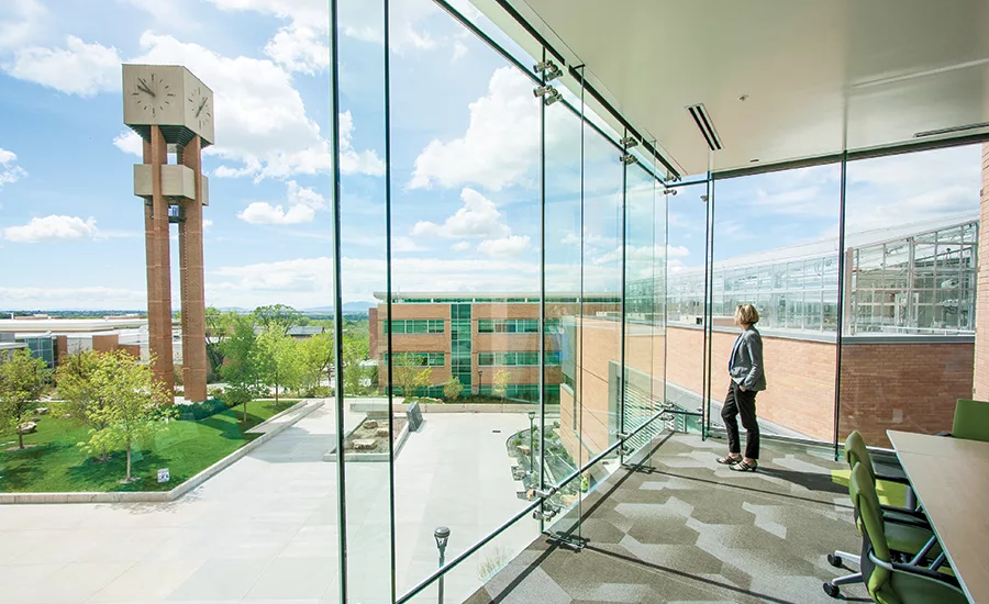 WSU Tracy Hall Science Center