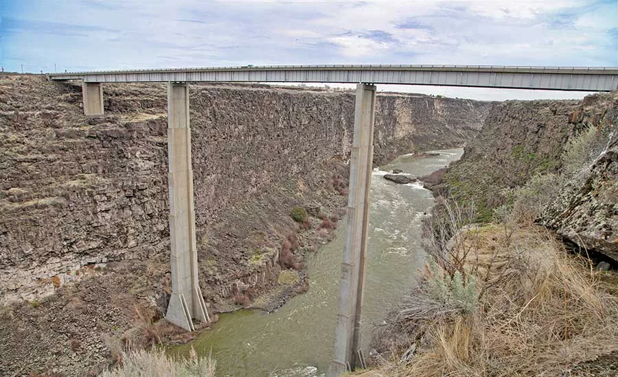 Hanson Bridge