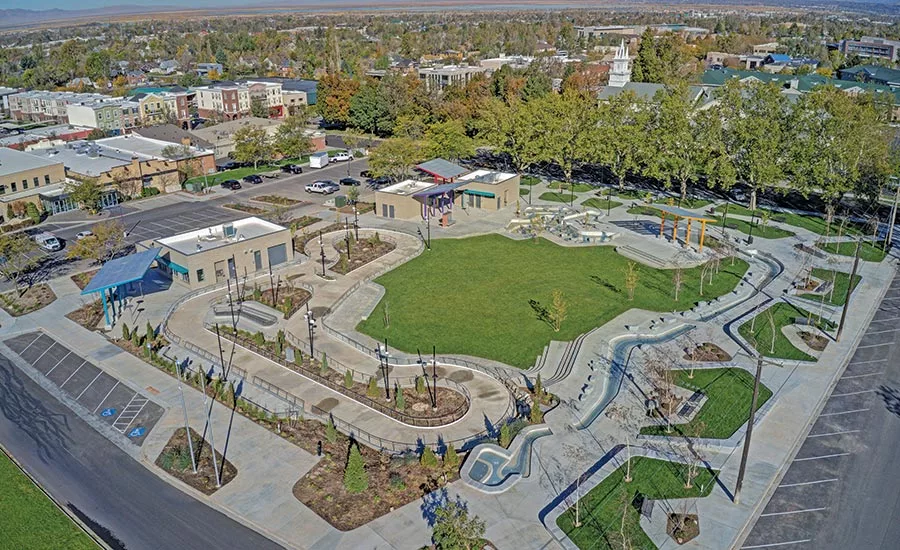 Bountiful Town Square Plaza