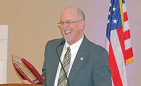 bob gets chamber award