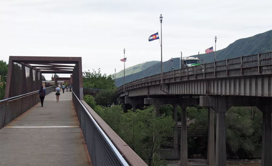 Grand Avenue Bridge