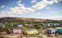 Quake-resistant houses