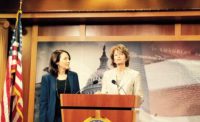 Bill sponsors Lisa Murkowski and Maria Cantwell