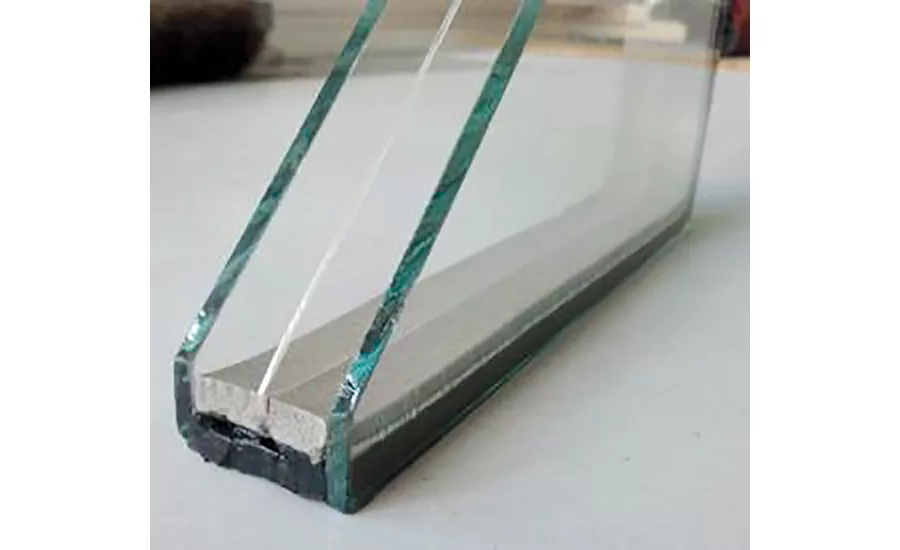 Thin central pane