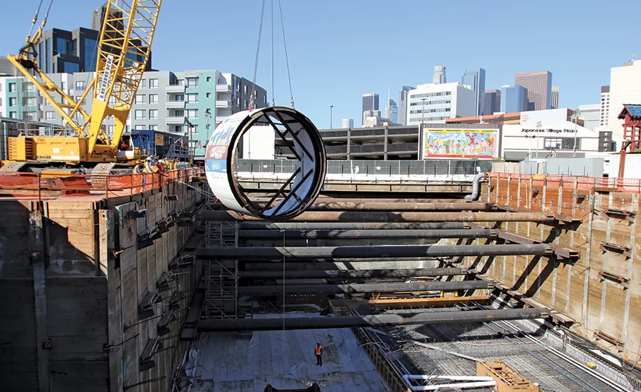 tunnel boring machine