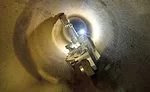 Cast-iron sealing robot