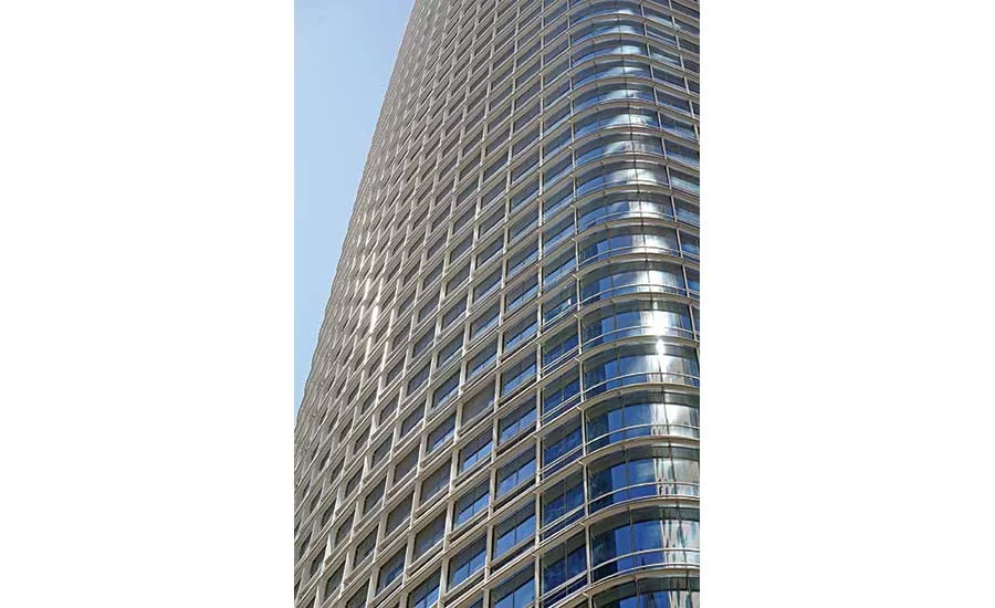 Salesforce Tower