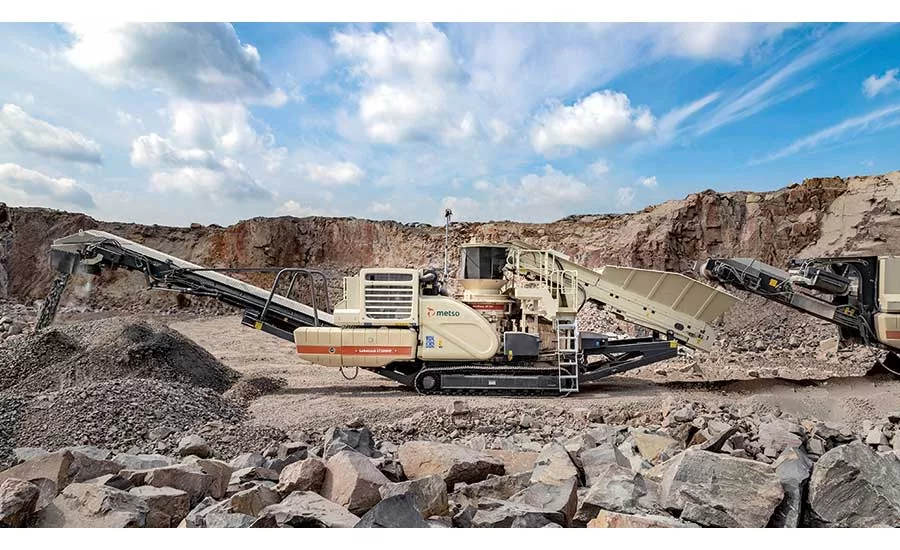 Lokotrack LT200HP mobile cone crushing plant
