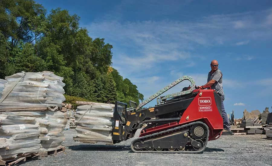 Toro Dingo TXL compact utility loader