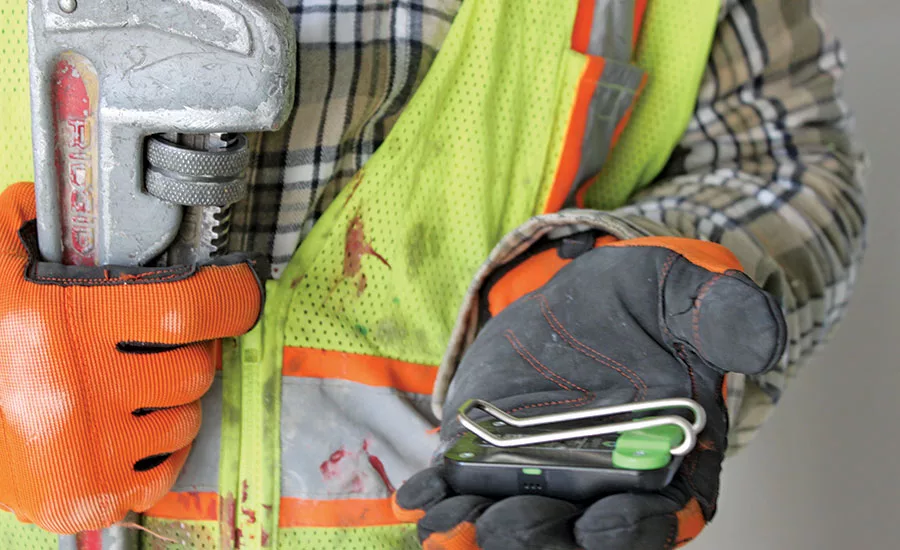 Wearables on tradesmen