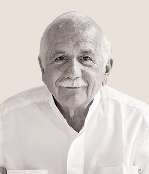 Moshe Safdie