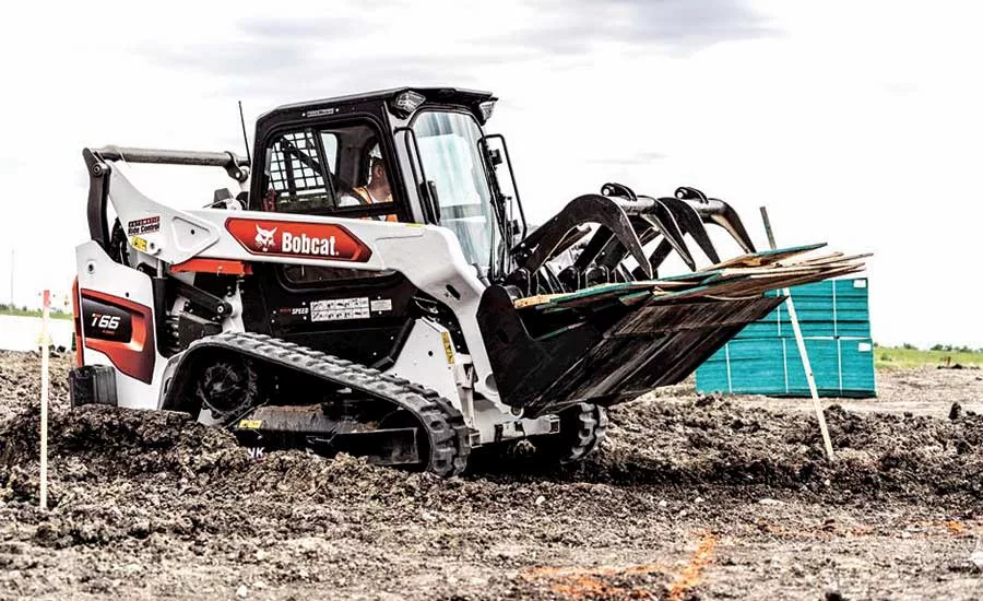 R-Series 60 frame-size compact track loader