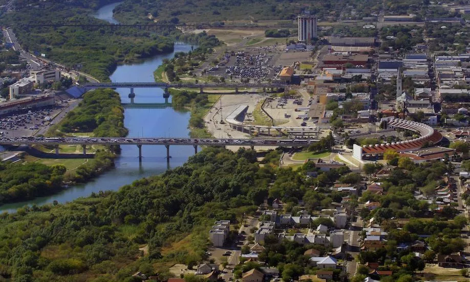 Laredoaerial.jpg