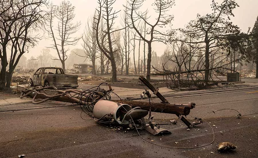 Bear Fire burns