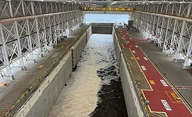 Submarine dry dock facility