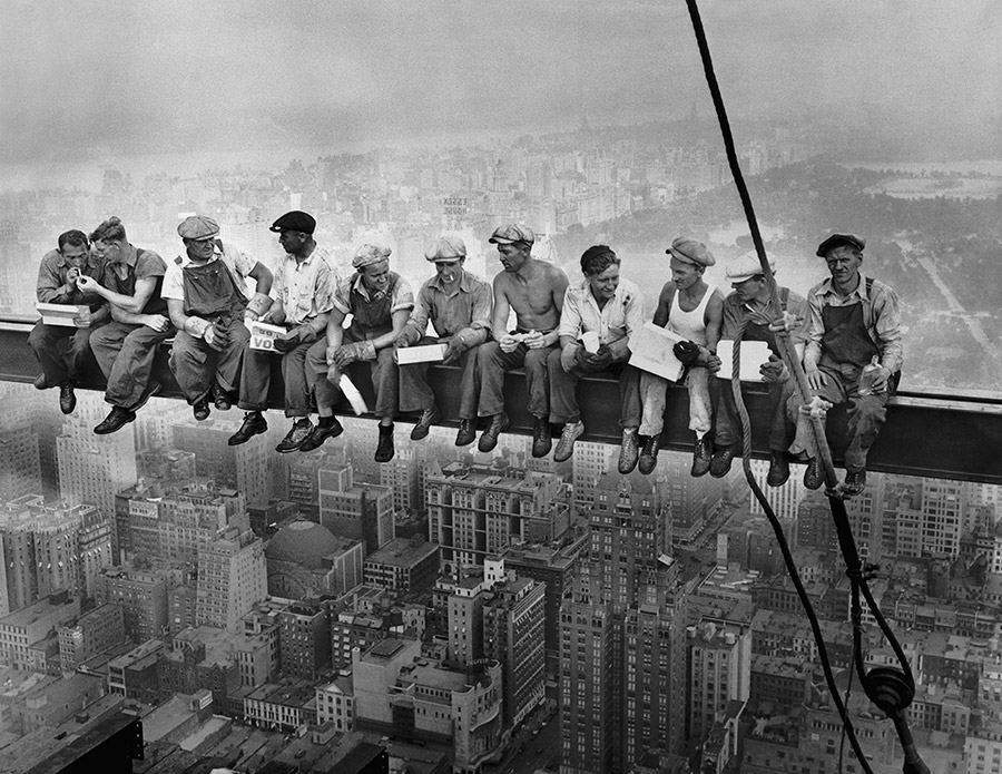 lunch on a steel beam