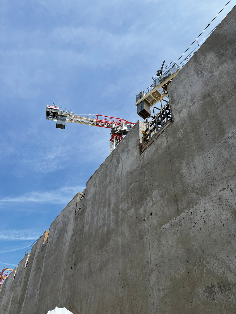 concrete wall with sheet piling