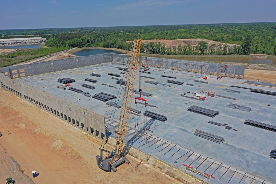 Martin's Full-Tilt Crane Service