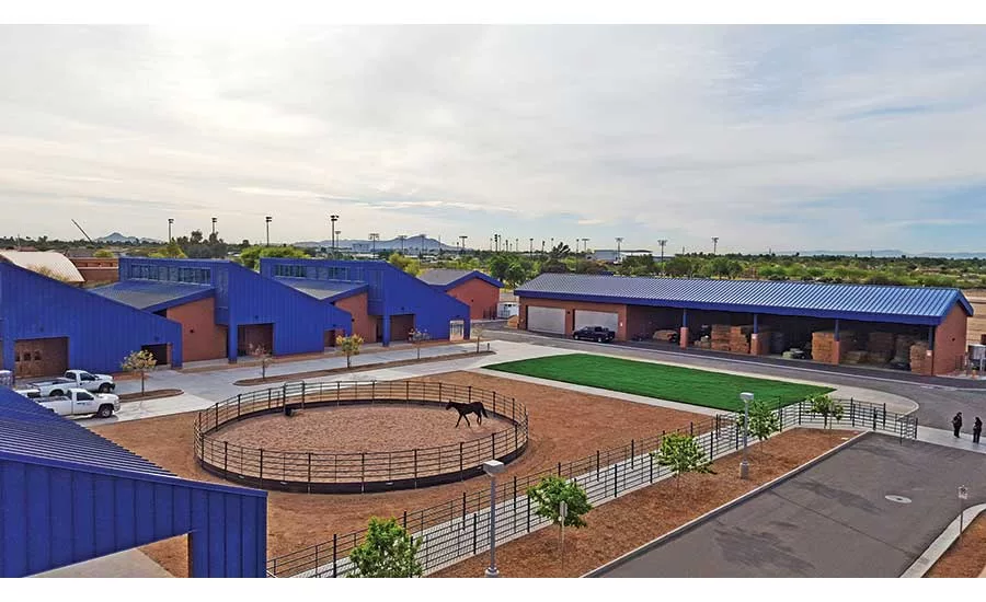Midwestern University College of Veterinary Medicine Equine and Bovine Center