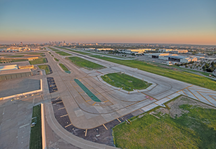 Dallas Love Field Runway 13R-31L & Taxiway C Phase 1 Reconstruction