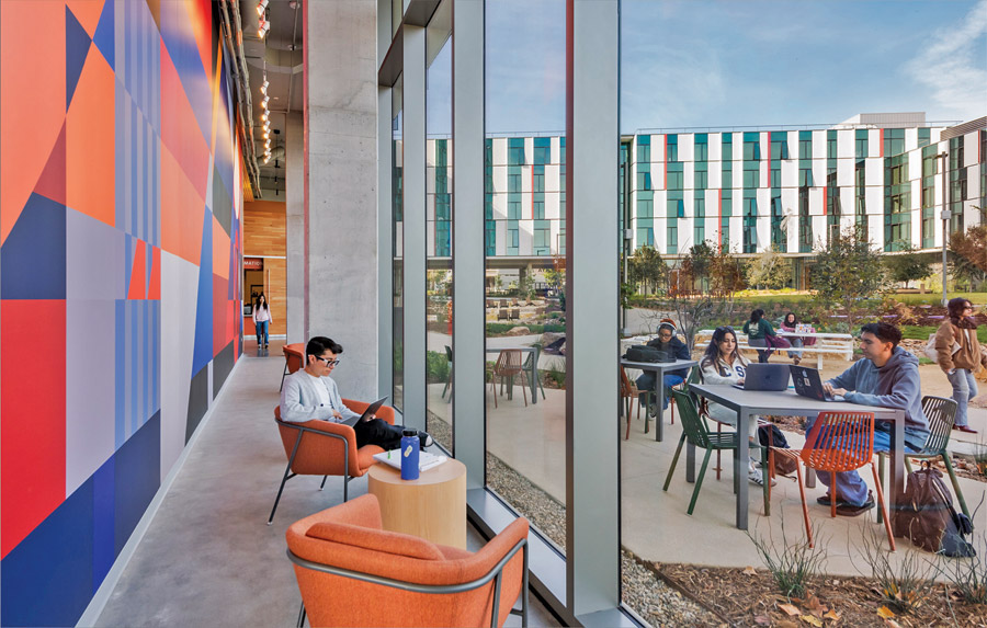 Pepper Canyon West Living