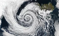 Low_pressure_over_Iceland.jpg Low_pressure_over_Iceland.jpg