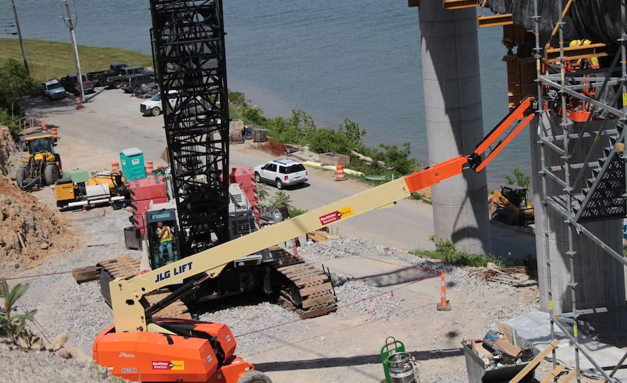 JLG Lift Rental