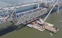 Removing center span New York bridge.jpg Removing center span New York bridge.jpg