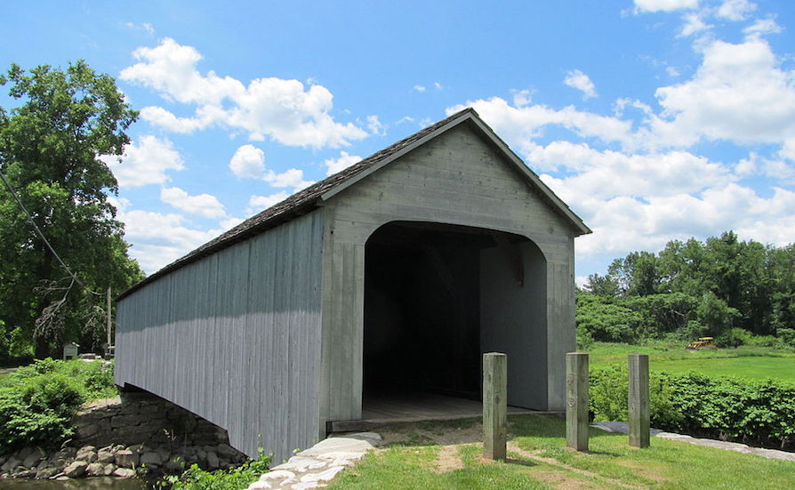 Rebuilt_covered_bridge_Sheffield.jpg