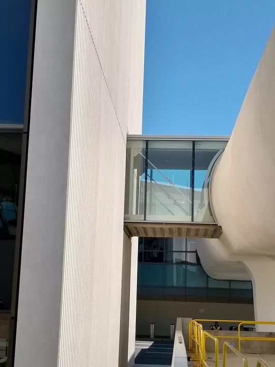 TWA connection flight tubes hotel