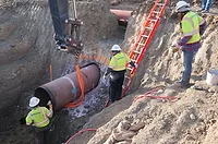 keystone-xl-construction-can-us-border-hdd-bore-1200x675.jpg KeystoneXLcontracts