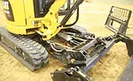 Cat excavator coupler