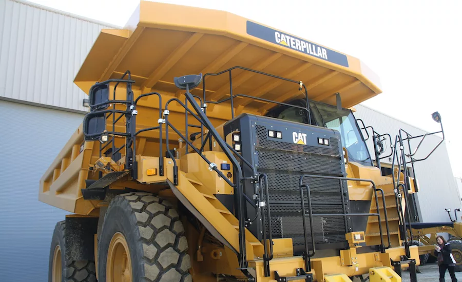 Caterpillar Mining Truck