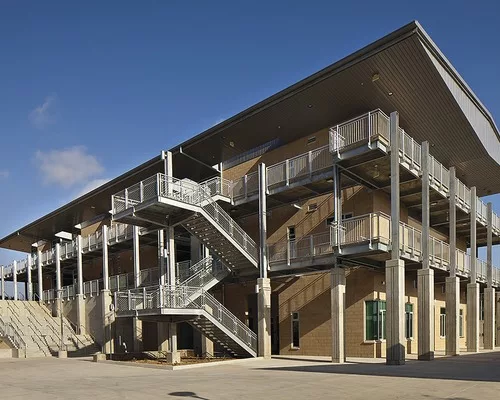 Dramatic Infill Project Offers High-End L.A. Living