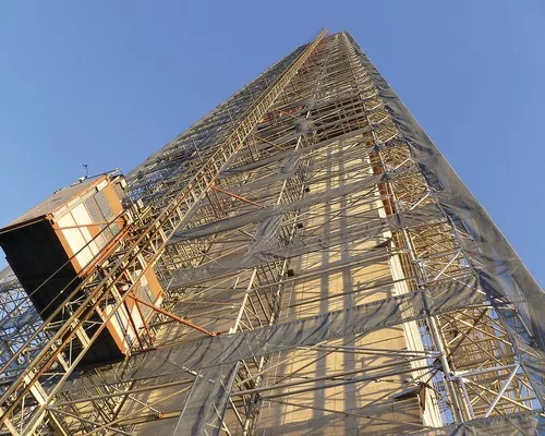 Washington Monument Team Seals the Deal