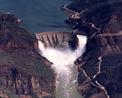 Arizona�s Roosevelt Dam Celebrates Centennial